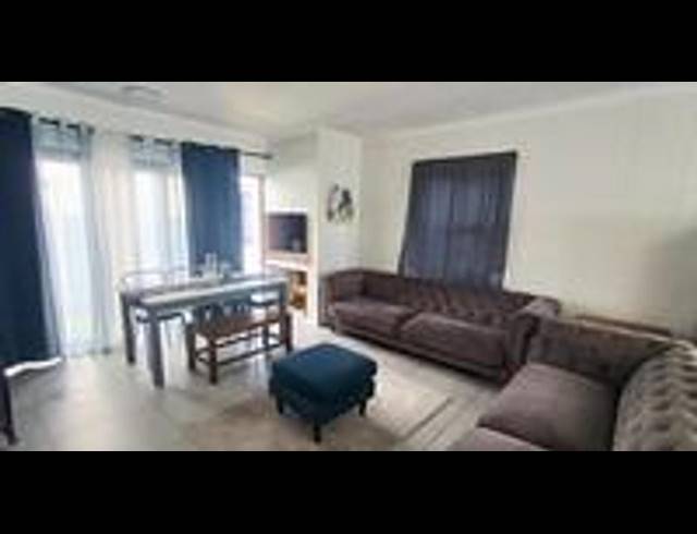 3 BEDROOM HOUSE FOR SALE IN PEERLESS PARK